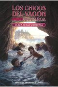 Surprise Island, A Graphic Novel #2 (The Boxcar Children Graphic Novels)