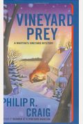 Vineyard Prey: A Martha's Vineyard Mystery
