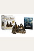 Harry Potter Hogwarts Castle And Sticker Book: Lights Up!