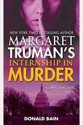 Internship In Murder (Capital Crimes Series)