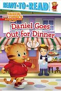 Daniel Goes Out For Dinner: Ready-To-Read Pre-Level 1