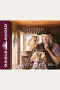 The Tattered Quilt: The Return Of The Half-Stitched Amish Quilting Club (Thorndike Press Large Print Christian Fiction)