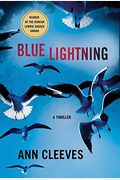 Blue Lightning: A Thriller (Shetland Island Mysteries)