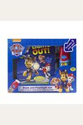 Nickelodeon Paw Patrol: Lights Out! Book And 5-Sound Flashlight Set [With Flashlight And Battery]